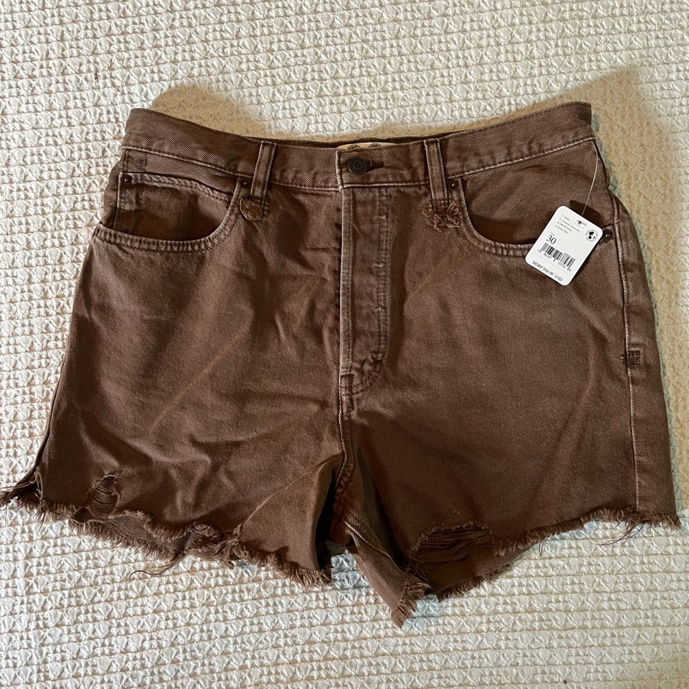 We the free shorts